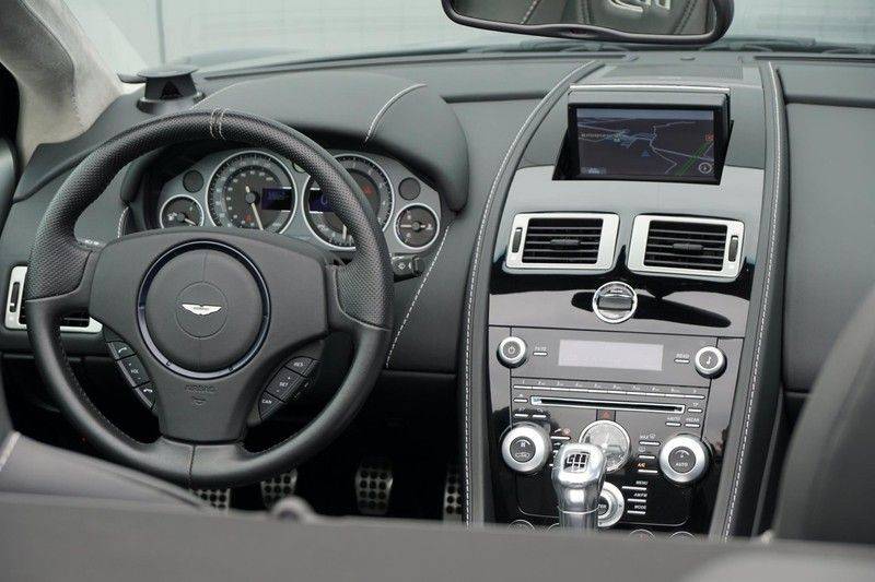 Aston Martin DBS Volante 6.0 V12 6-Speed Manual *!*Only 43 worldwide*!* afbeelding 24