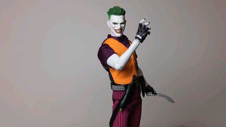 Unboxing Clown Prince Of Crime Joker