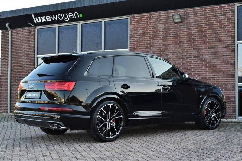 Audi SQ7 4.0 TDI 435pk quattro Pano Nachtz ACC HUD 4wielbest Ruitstiksel Luchtv 22inch Carbon afbeelding 6