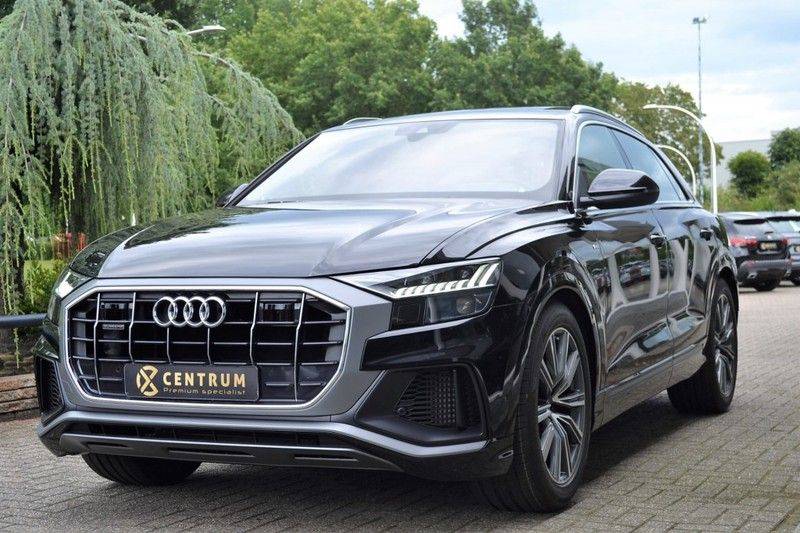 Audi Q8 55 TFSI S-Line / Massage / HuD / B&O Advanced afbeelding 1