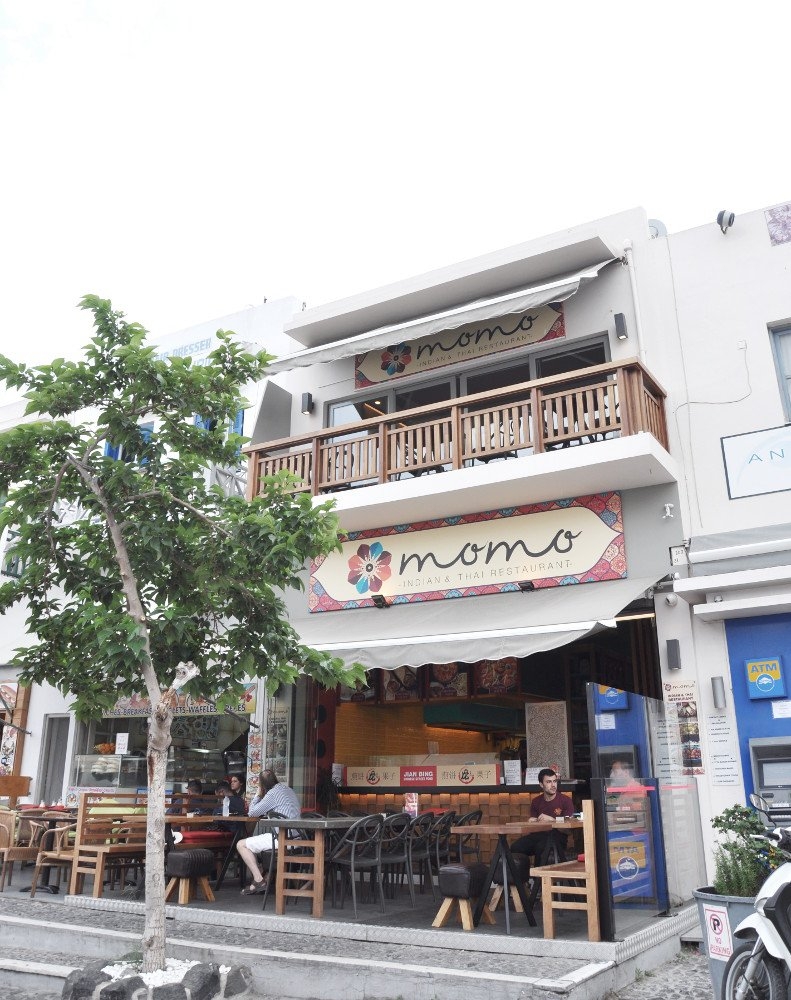 Santorini Fira Momo Indian Thai Restaurant