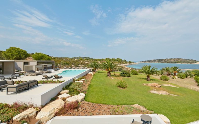 Villa White