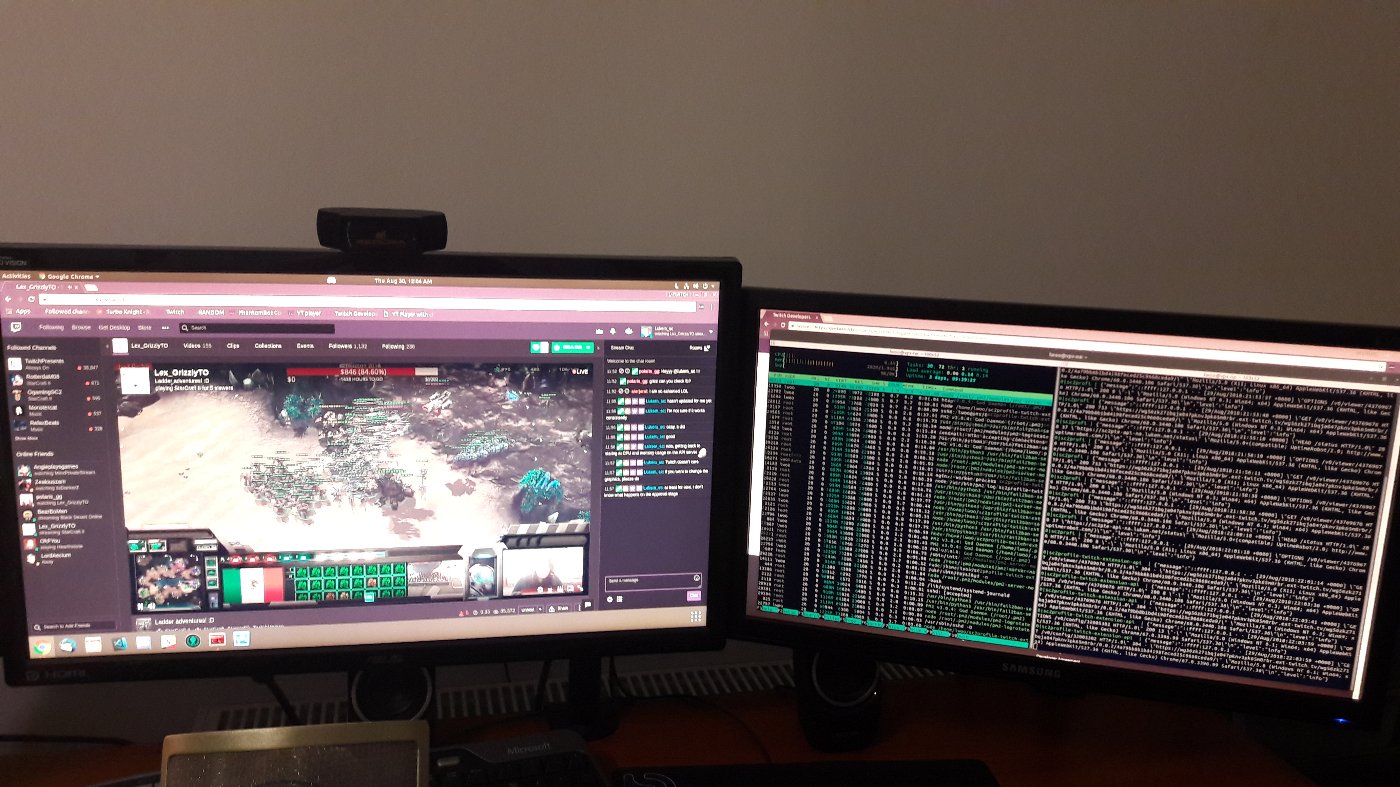 Watching a streamer and server logs on two screens at once