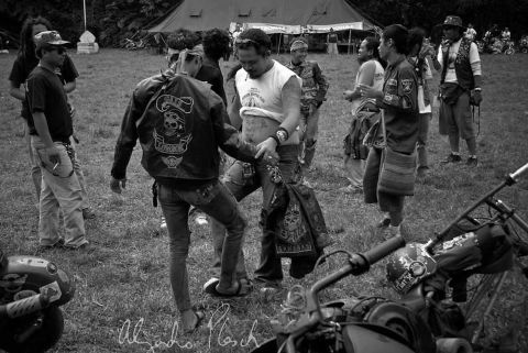 Fumes - Art, Photography, Ideas - 100604 ALEJANDRO PLESCH INDO VESPA 22