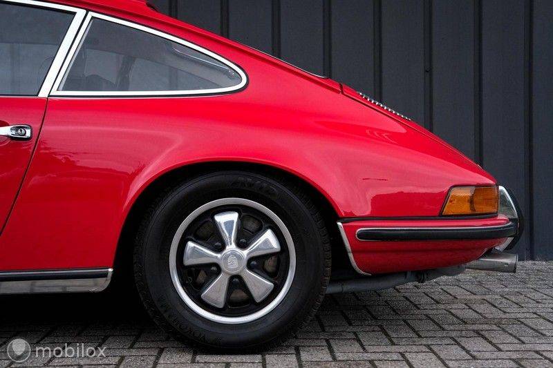 Porsche 911 T 1969 | Dogleg | Bahia-rot | Fuchs afbeelding 10