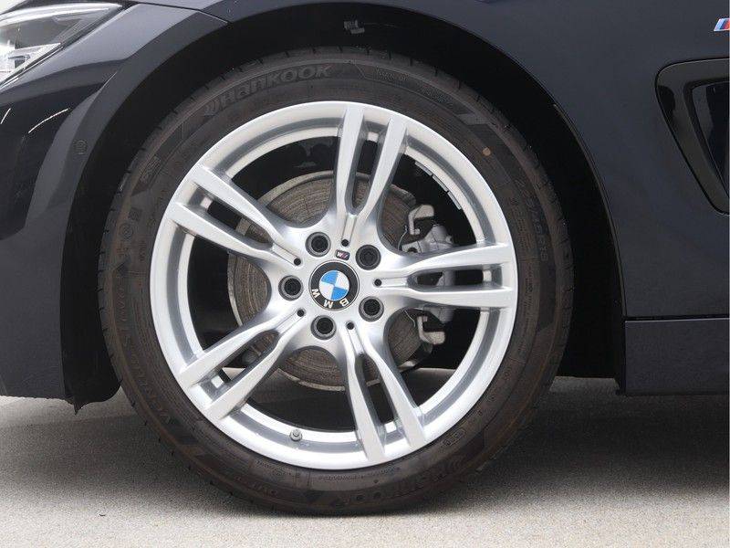 BMW 4 Serie Gran Coupé 418i High Executive M-Sport Automaat afbeelding 20