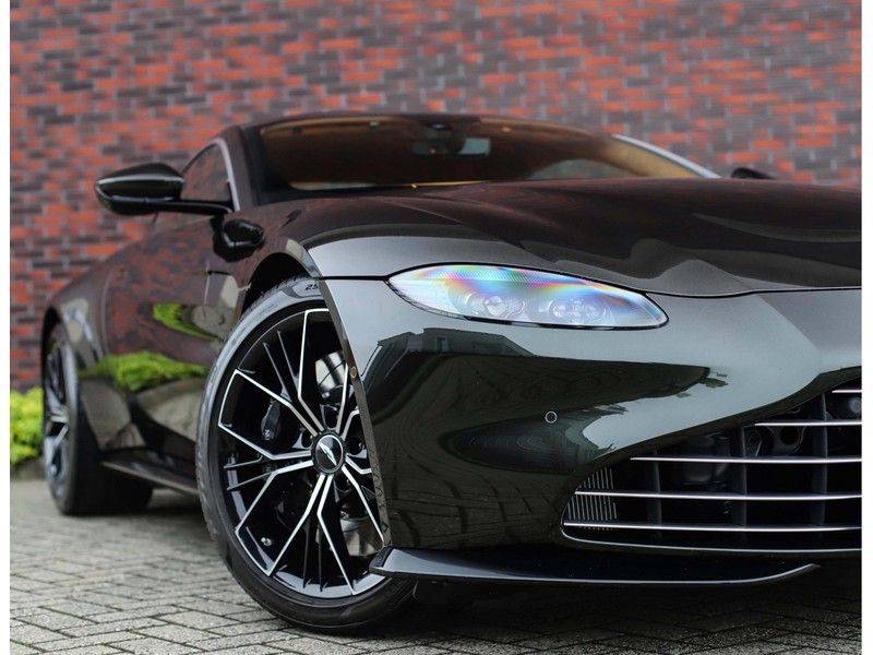 Aston Martin Vantage 4.0 V8 *20’’*Camera*Minotaur Green* afbeelding 2