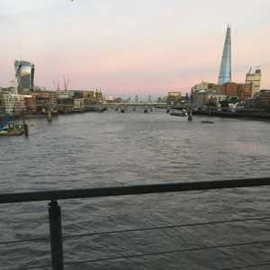 #Sunset in the city after a long day of writing #London #theshard #blackfriars #goinghometime