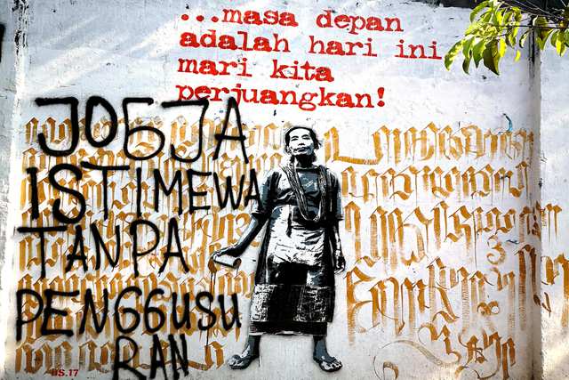 Fumes - Yogyakarta Wall Art - photo by LUCI FERRERO