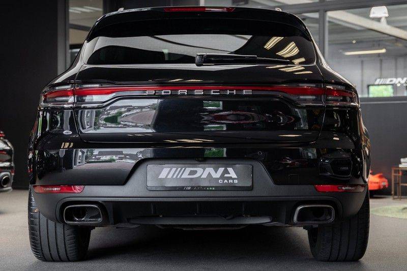 Porsche Macan Luchtvering Pano Leder Dashboard ACC Porsche Exclusive 2.0 Turbo afbeelding 3