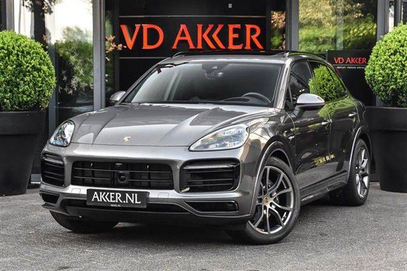 Porsche Cayenne E-HYBRID SPORTDESIGN+PANO.DAK+4WSTURING afbeelding 1