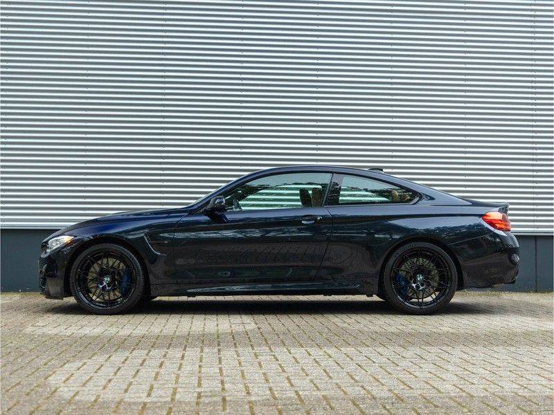 BMW 4 Serie Coupé M4 Competition - Individual afbeelding 6