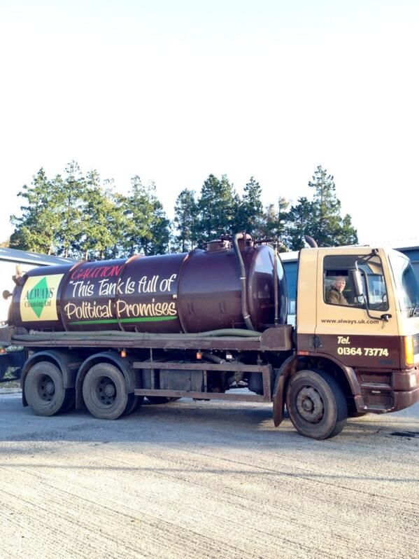 oh my god twitter doesn’t include alt text from images in their API