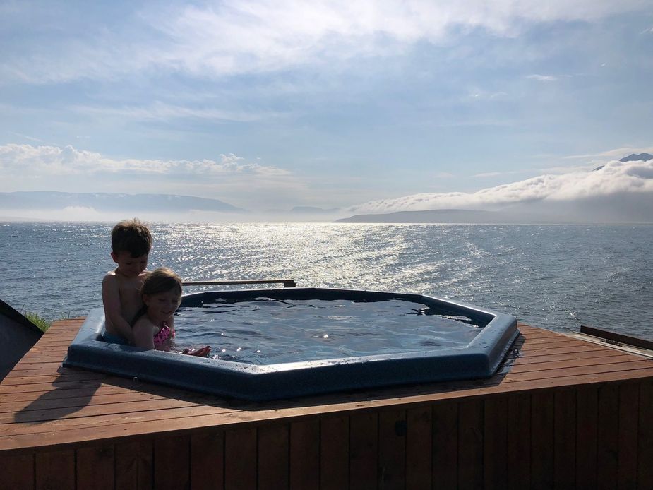 The hot tub for your private use with view over the fjord