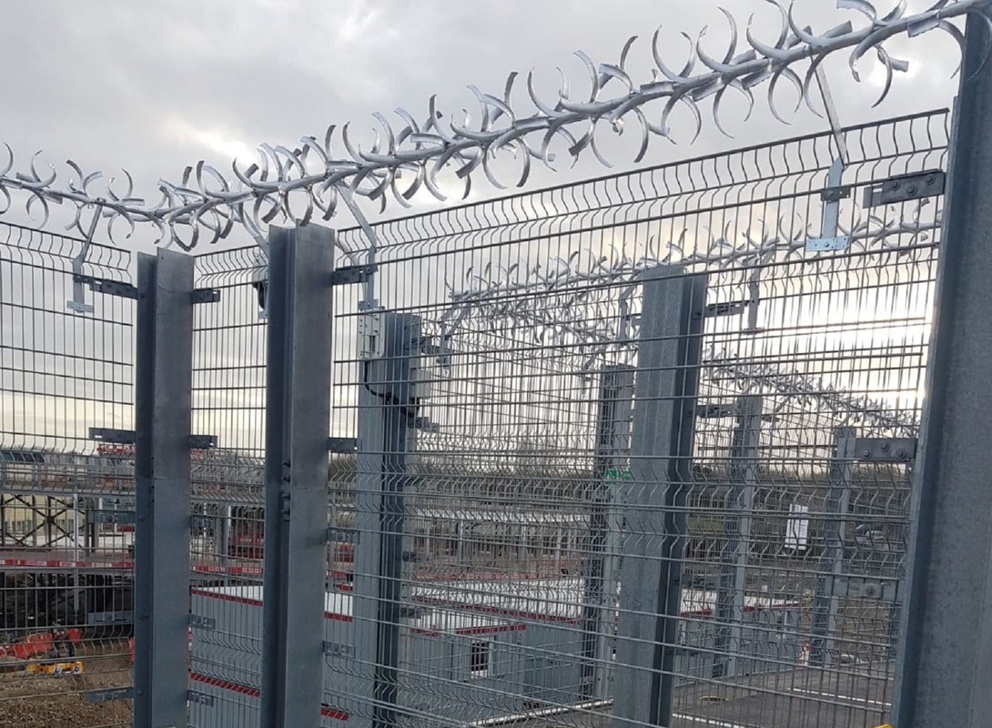 Anti Climb Rotator Spikes for Sale & Installation SafeSite Facilities