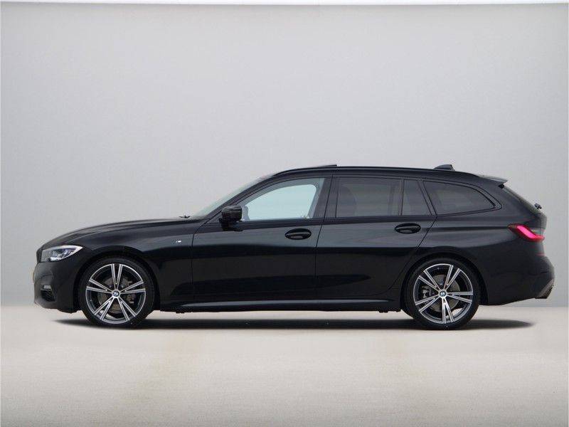 BMW 3 Serie 318i Touring High Exe M-Sport Aut. afbeelding 12