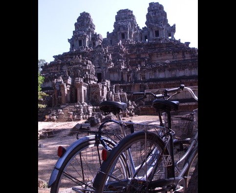 Cambodia Bayon 6