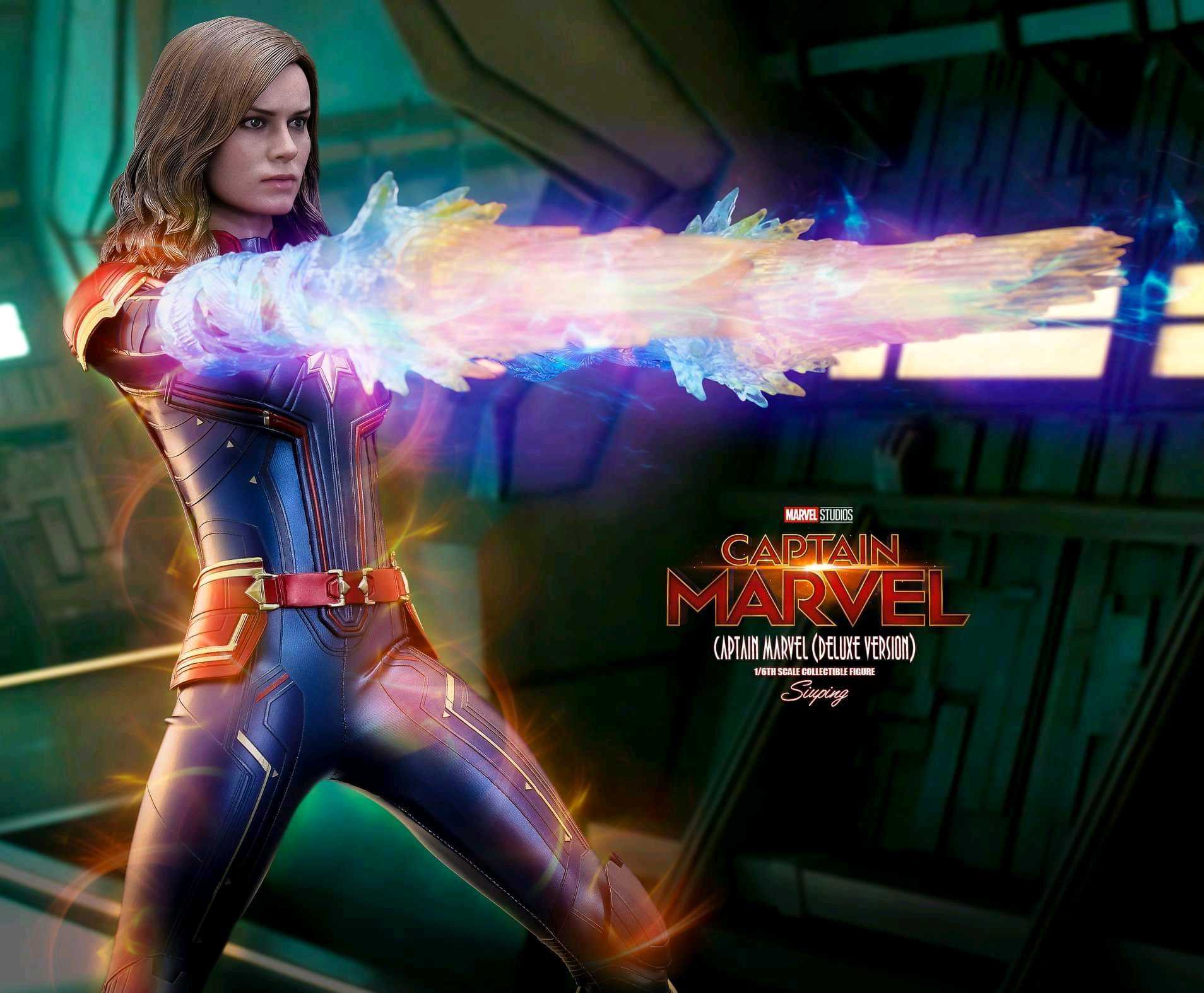 Hot Toys Captain Marvel 1/6 Action Figure