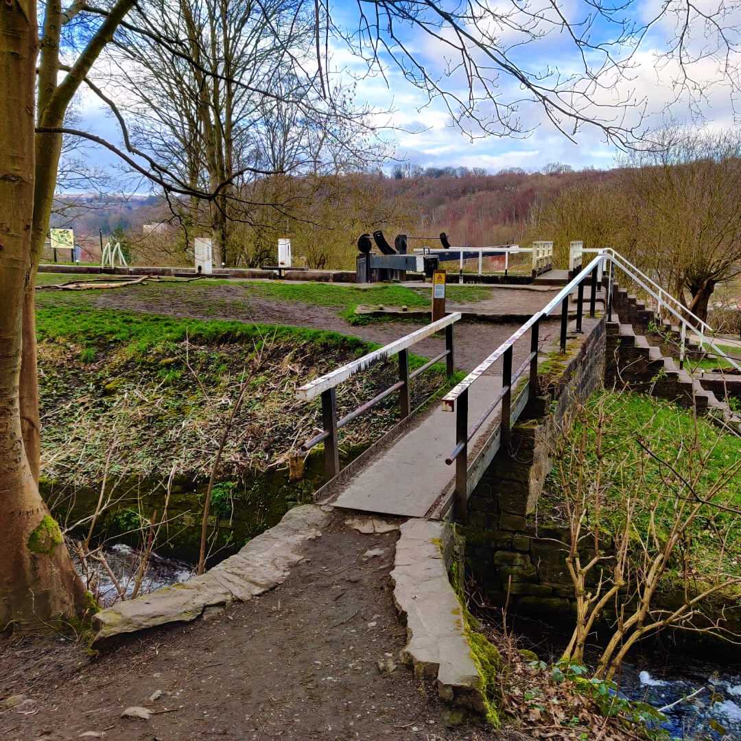 Bridge over canal to Bramley Fall Woods