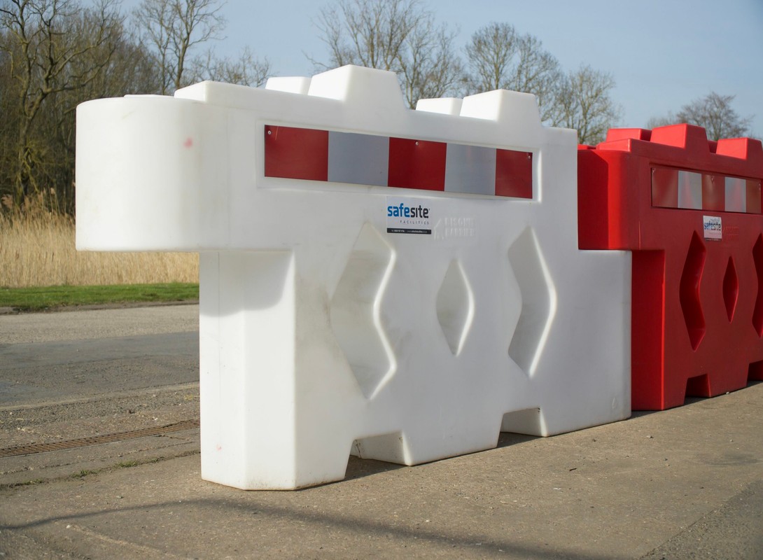Bison barriers - red and white