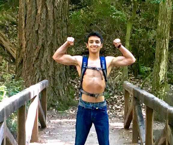 Arturo shirtless showing big and strong muscles