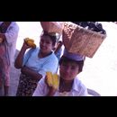 Burma Bus Vendors 27