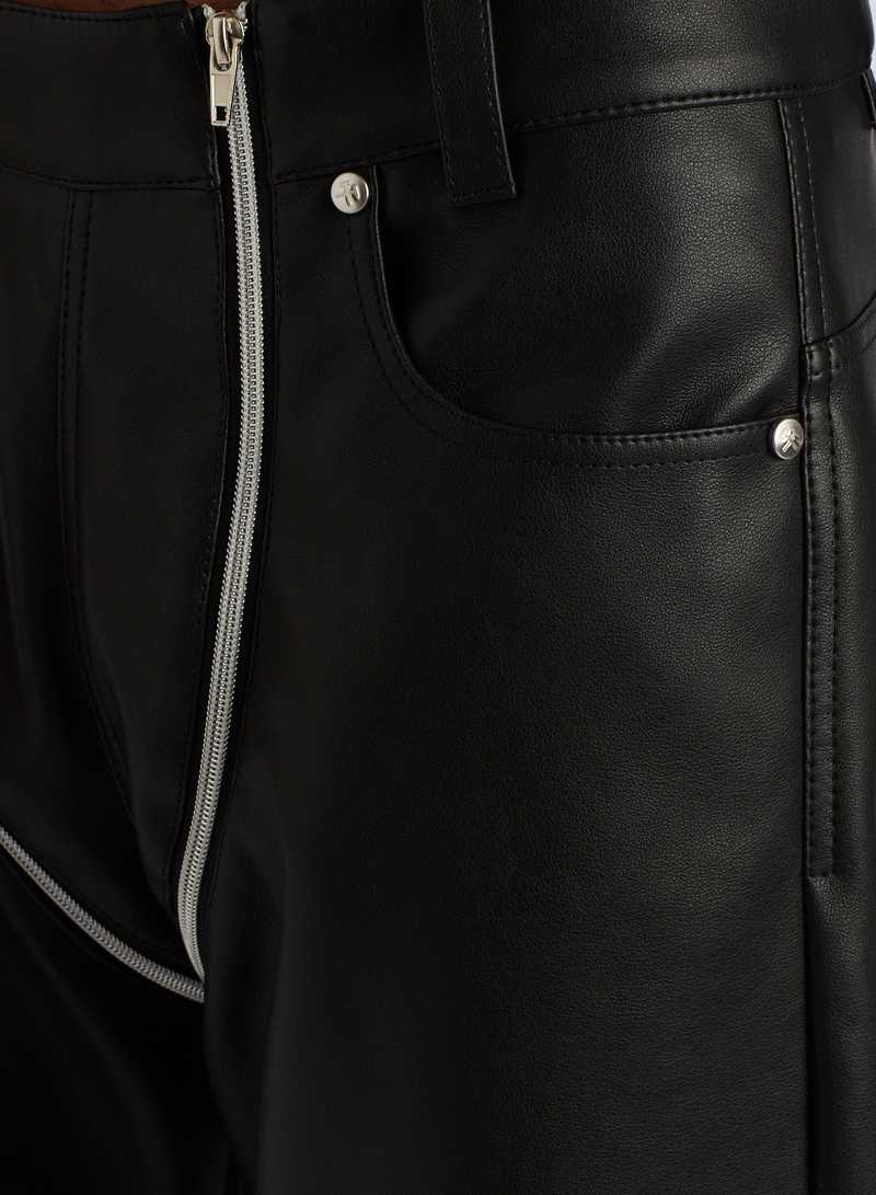 LATA SS23 PLEATHER TROUSERS DETAIL