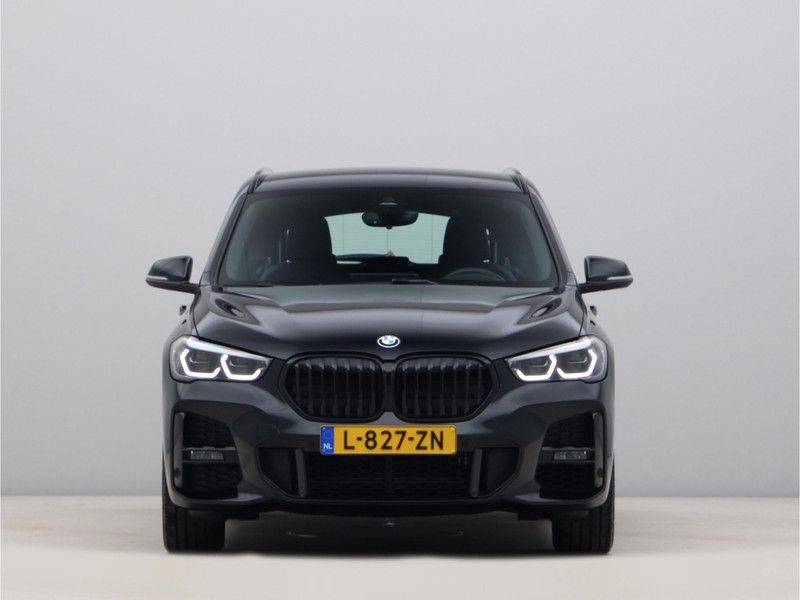 BMW X1 xDrive20i M Sport High Executive afbeelding 6