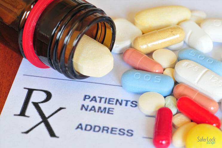 12 Signs a Loved One is Abusing Painkillers