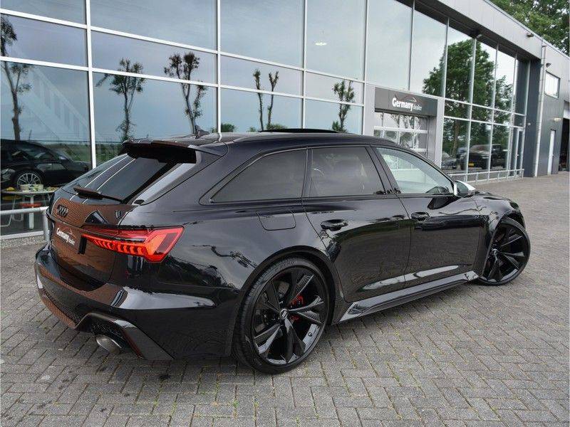 Audi RS6 4.0TFSI 600pk Quattro Keramiek Carbon B&O High-End Softcl Nachtz TV Laser Standk VOL!! afbeelding 2