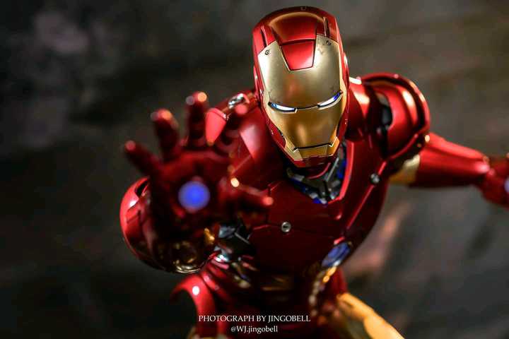 HT 1/4 Iron Man MK3 Album