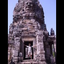 Cambodia Bayon 17