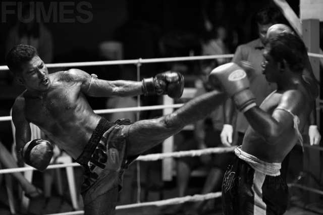 Fumes - Muay Thai Round 1 - photo by ALEJANDRO PLESCH