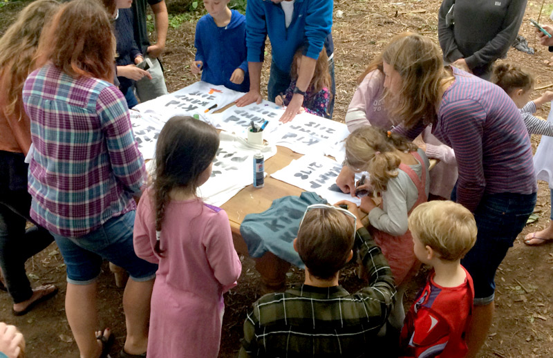 kid-kamp-graffiti-t-shirt-workshop-1