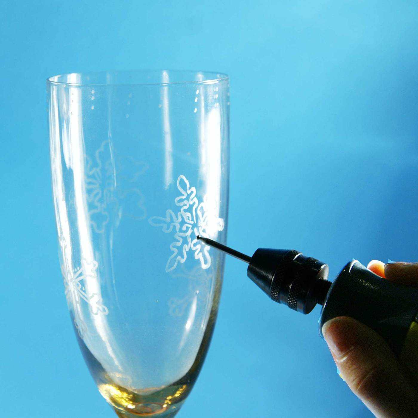 mini champagne wedding favors
