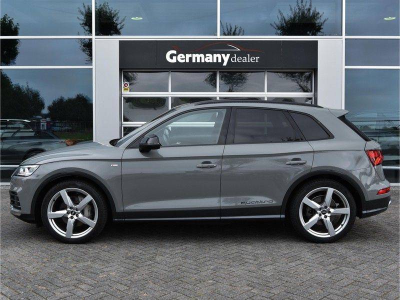 Audi Q5 3.0TDI 286pk Quattro S-Line Black Edition Pano Carbon B&O Keyless Camera 20-Inch Trekhaak afbeelding 2