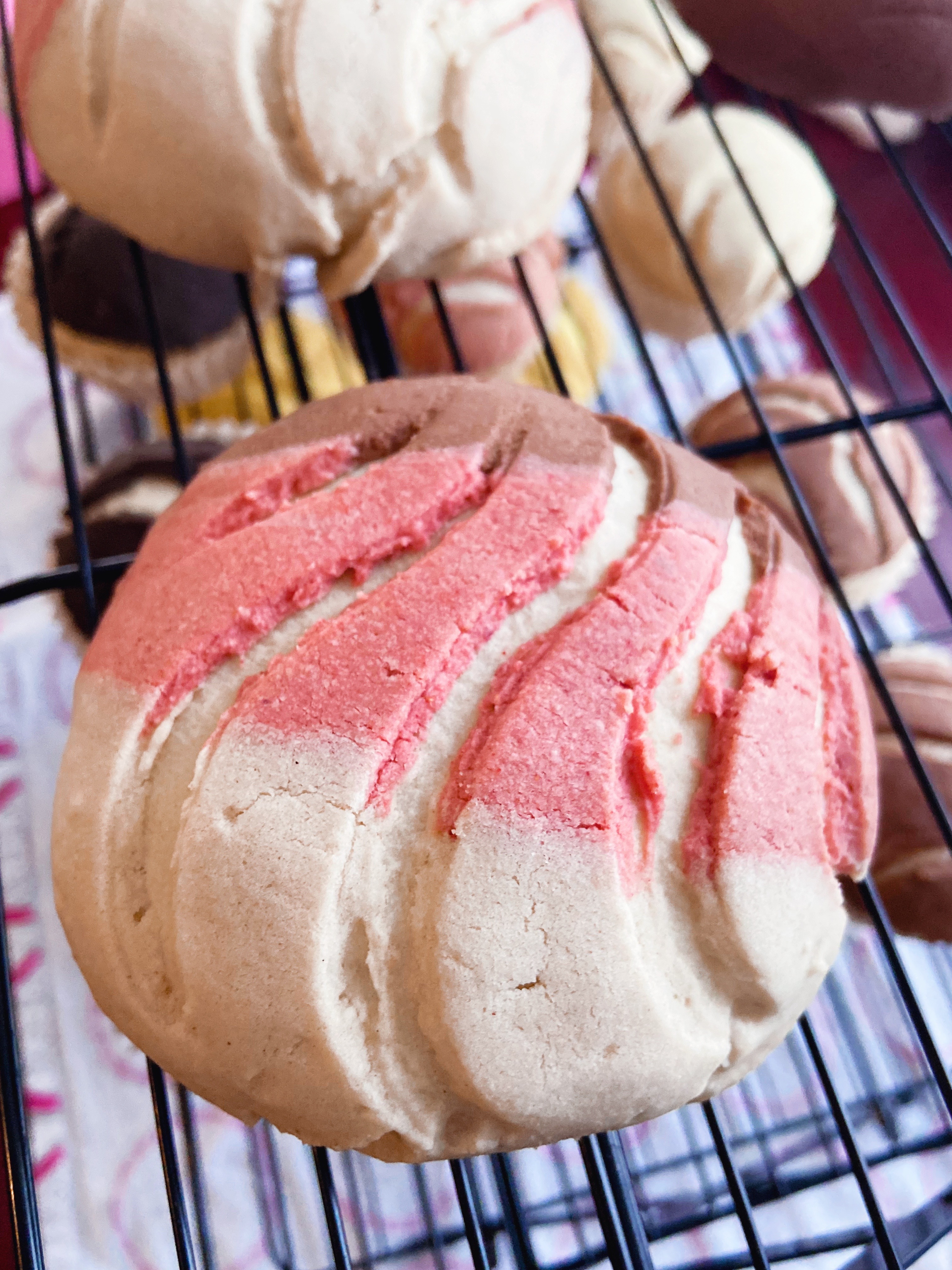 conchas on a cooling rack