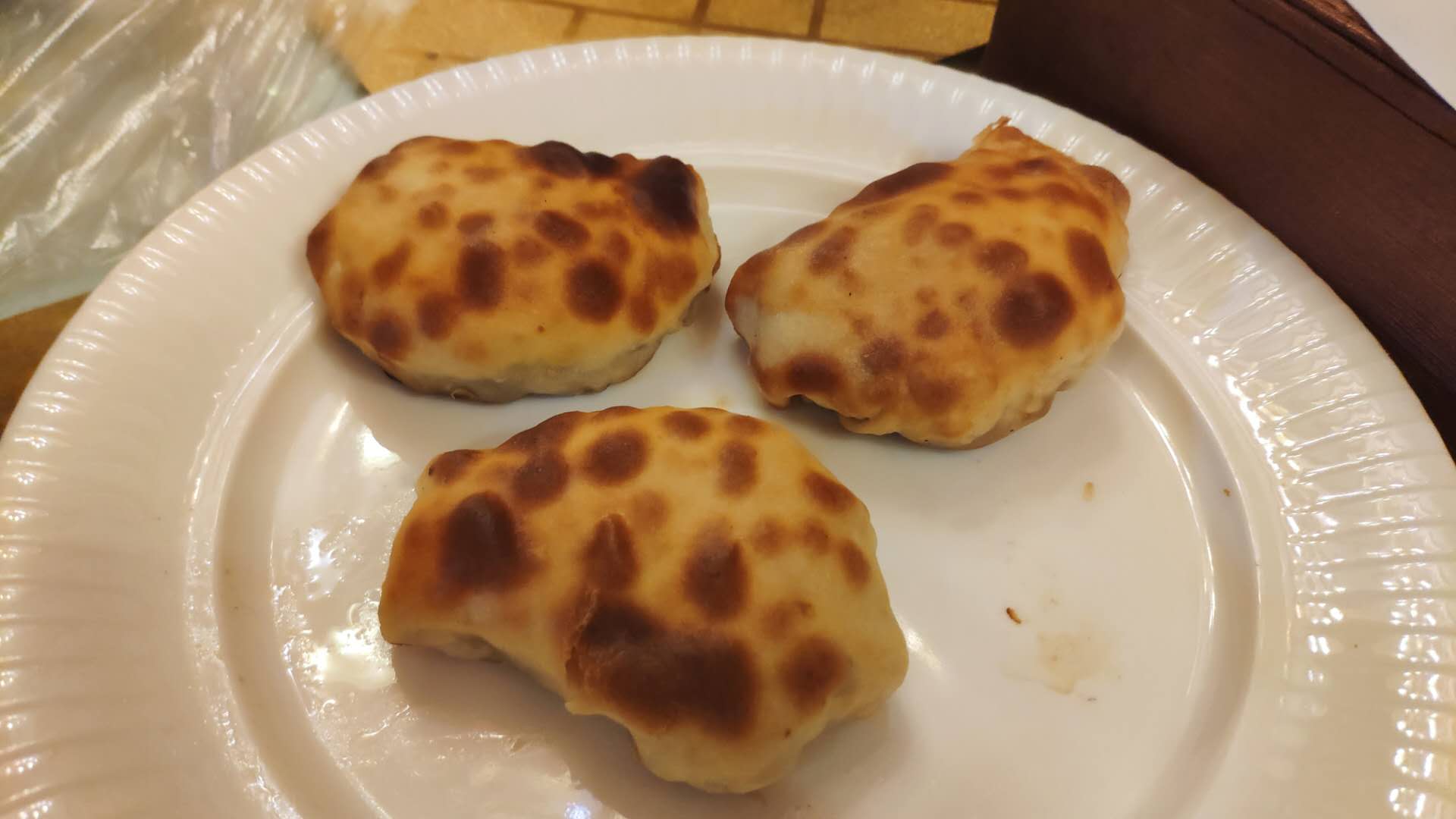 烤包子,虽然不太好看