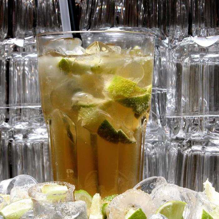 Rum Cooler Cocktail