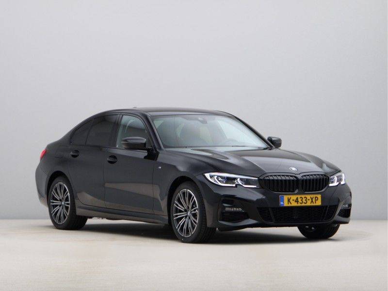 BMW 3 Serie 320e High Exe M-Sport Hybrid afbeelding 7