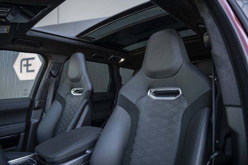 Land Rover Range Rover Sport SVR 5.0 V8 SC Meridian Reference Audio + Head Up + 360 Camera + Gekoelde/Verwarmde voorstoelen + Verwarmde  Achterbank + Carbon Motorkap Met Luchthappers + Ambianceverlichting afbeelding 14