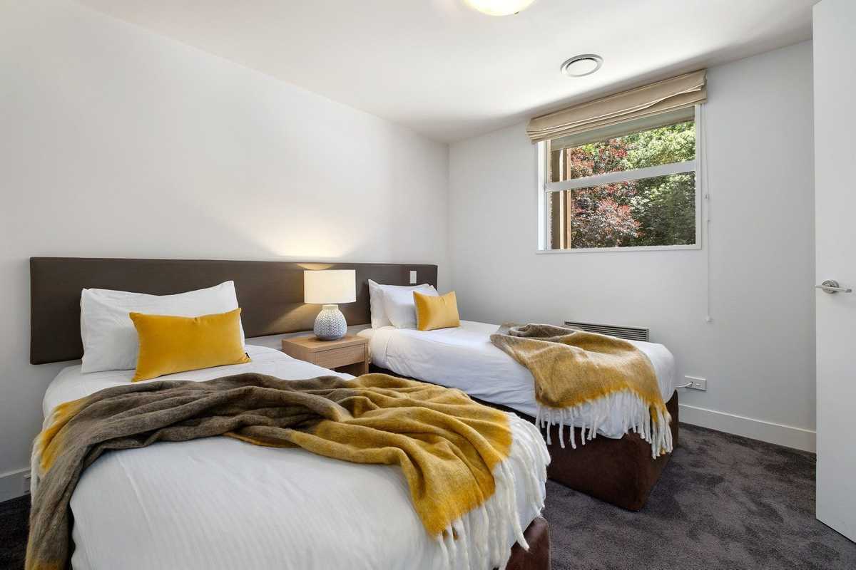 Home Queenstown Marina Apartments