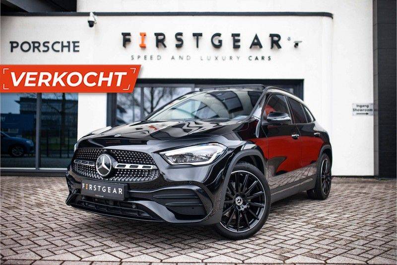 Mercedes-Benz GLA 200 AMG Line *Pano / HUD / Memorystoelen / 360 Cam / Burmester* afbeelding 1