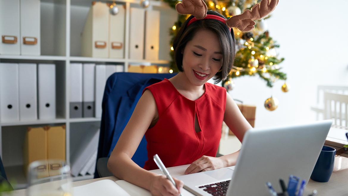 6 Tips For Navigating COVID-19 And Office Holiday Season