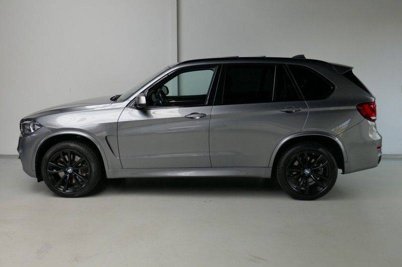 BMW X5 M50d B&O - Panoramadak afbeelding 8