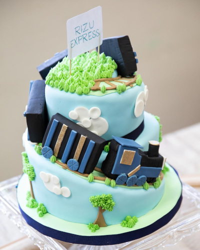 Chai Masala Train Fondant Cake