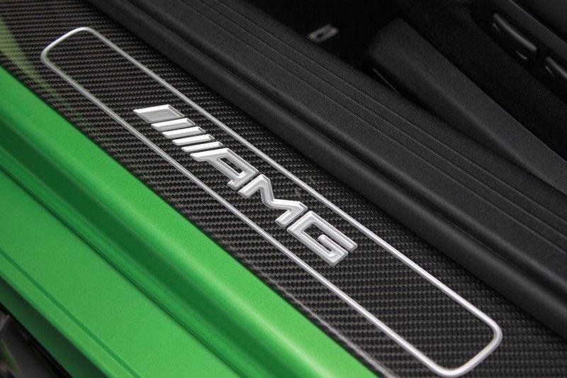 Mercedes-Benz AMG GT R 4.0 V8 585pk **Keramisch/Carbon/Perf.Stoelen/DAB/Burmester** afbeelding 15