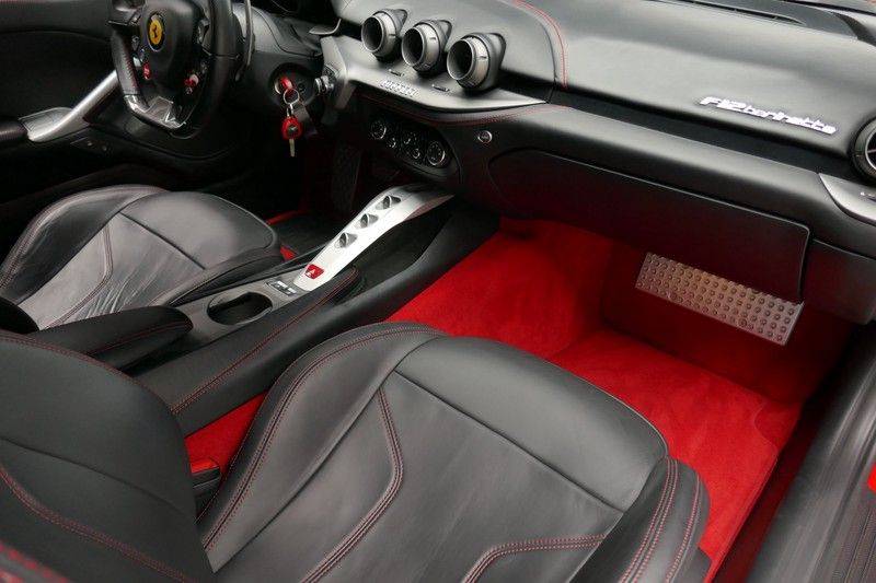 Ferrari F12 6.3 Berlinetta HELE - Keramisch - Navi - Carbon afbeelding 19