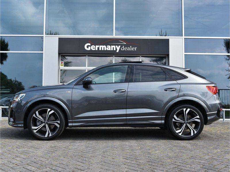 Audi Q3 Sportback 45TFSI 230pk Quattro S-Line Black Optic Pano M-LED Virtual 20-Inch Keyless DAB Stoelverwarming afbeelding 5