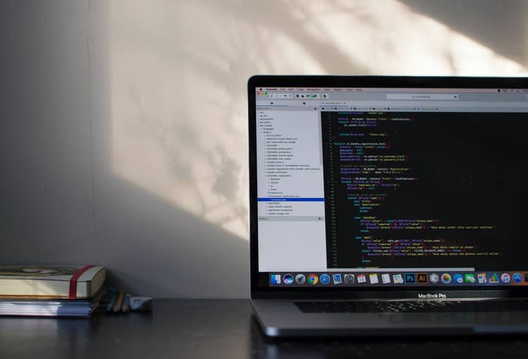 VBA-Programmierung für macOS Laptop mit macOS und VBA-Programmierung